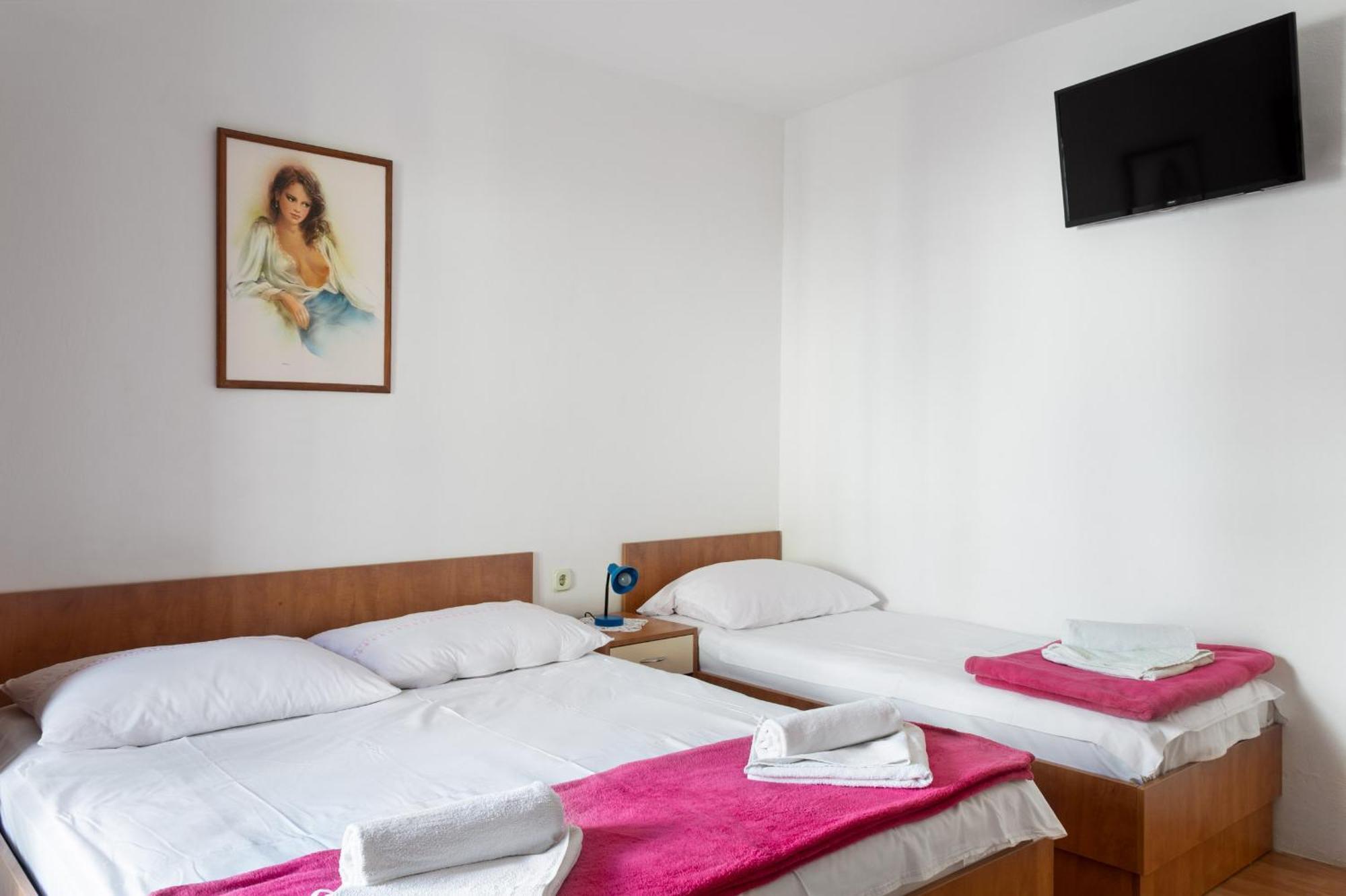 Niko Apartments Drvenik  Room photo